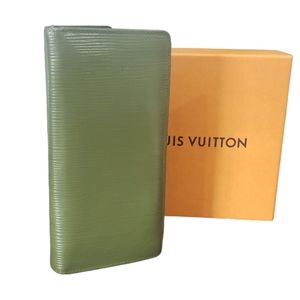 Louis Vuitton Epi Long Wallet Green